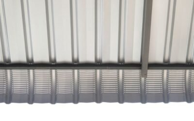 Apa Saja Keunggulan Baja Ringan untuk Atap Pabrik dan Rumah?