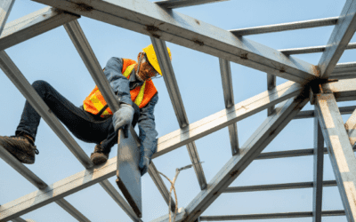 Pilih Atap Trimdek vs Spandek? Temukan Perbedaannya Di Sini