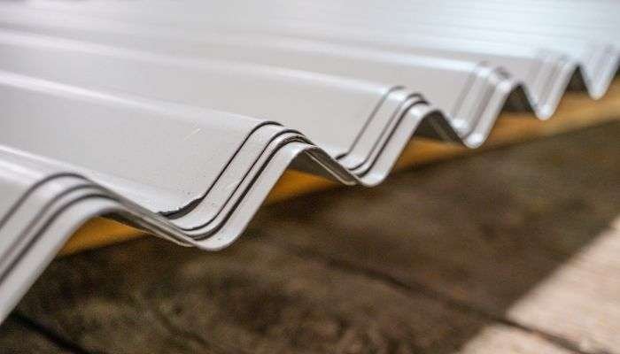 lembaran baja ringan