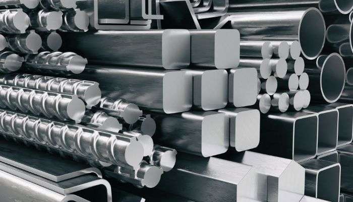 Perbedaan Material Baja dan Besi dalam Konstruksi