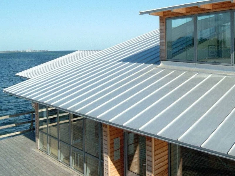 Estimasi Kebutuhan Atap Metal: Panduan Lengkap untuk Atap Perisai dan Atap Pelana