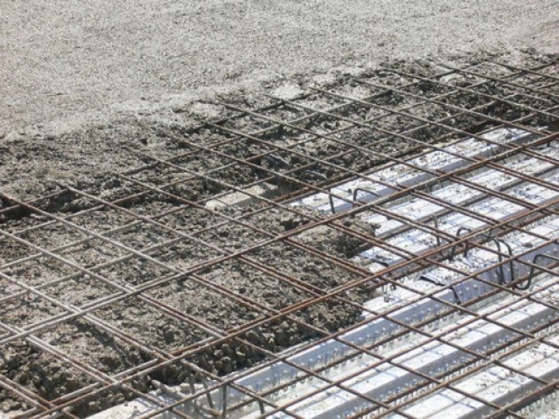 8. Perbedaan Bondek dan Wiremesh