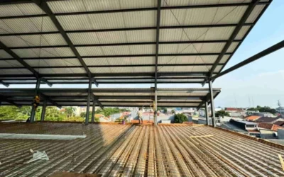Perbedaan Bekisting Bondek vs Bekisting Kayu